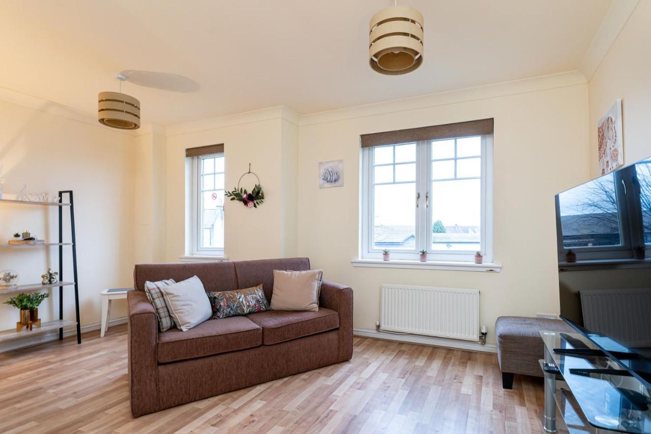 4 Bedroom Townhouse In Stirling Eksteriør bilde