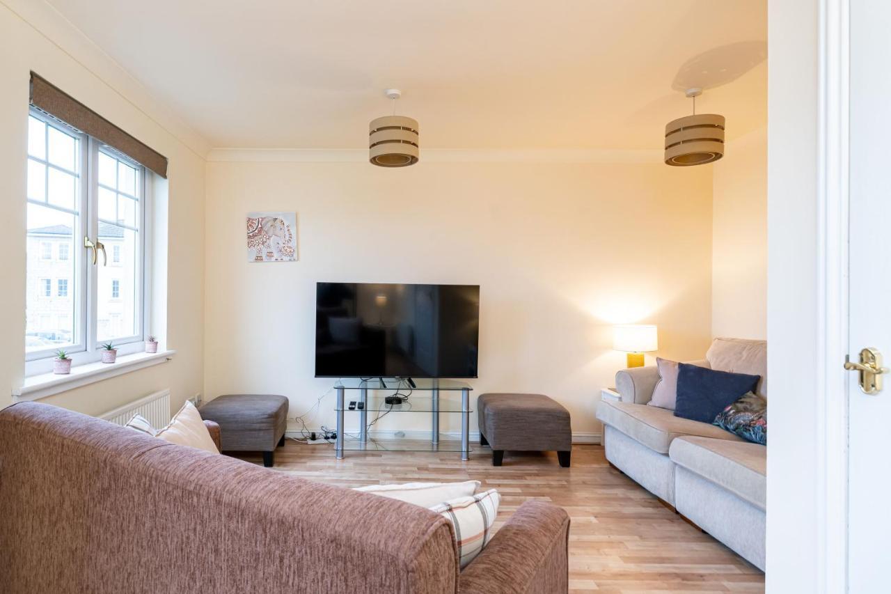 4 Bedroom Townhouse In Stirling Eksteriør bilde