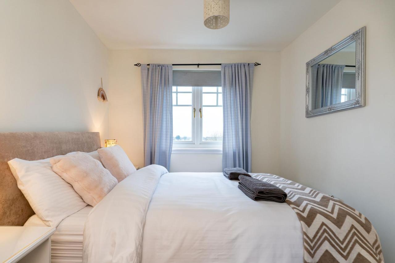 4 Bedroom Townhouse In Stirling Eksteriør bilde